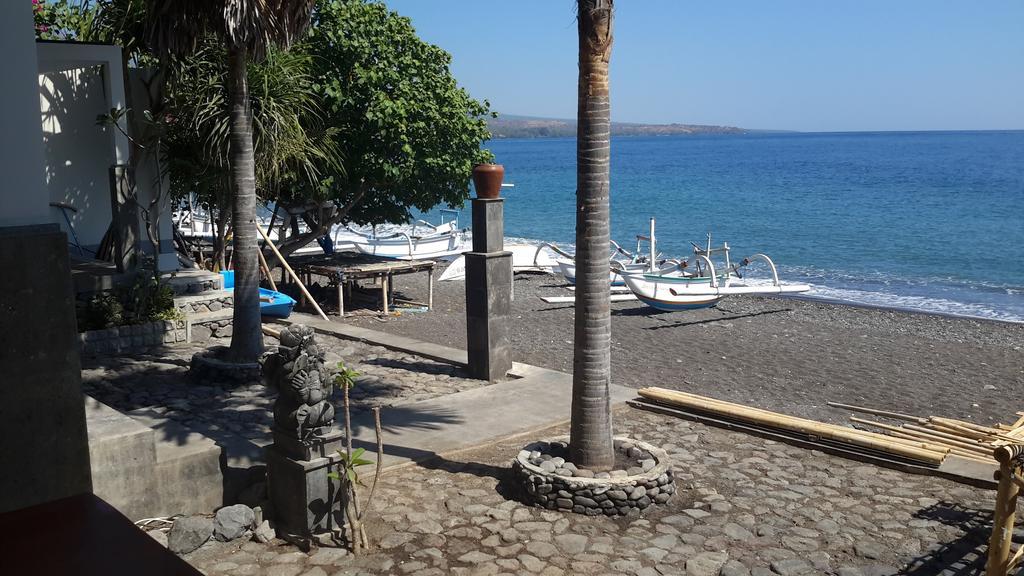 Amed Beach Villa Exterior foto